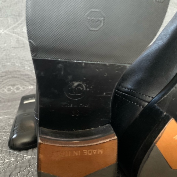 Chanel black and silver leather boots - Picture 8 of 8